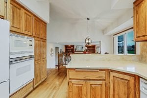 wooden-worktop